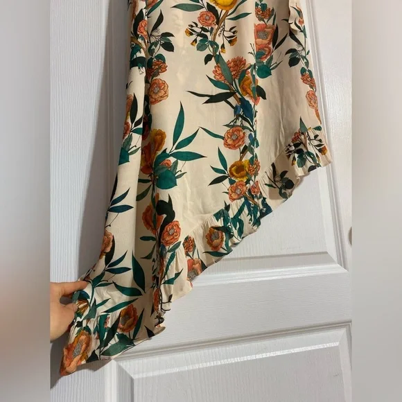 Guess Asymmetrical Tropical Floral Leafy Wrap Tie Skirt Size Small - Picture 2 of 9